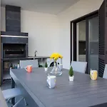 Bonjour House By Ici Vila *