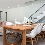 Bonjour House By Ici Villa *