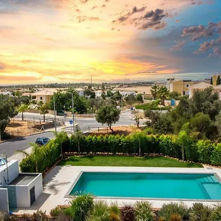 Bonjour House - Sea View & Pool And Garden & Bbq * Albufeira