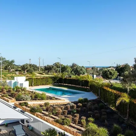 Bonjour House - Sea View & Pool And Garden & Bbq * Albufeira