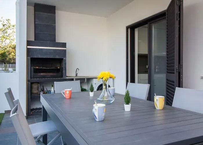 Bonjour House By Ici Algarve فيلة *