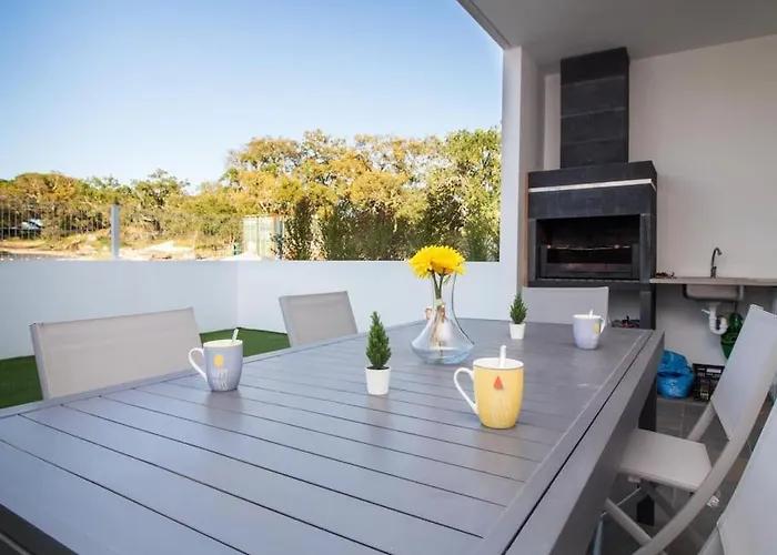 Bonjour House By Ici Algarve فيلة البوفيرا