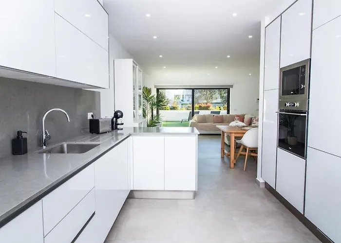 Bonjour House By Ici Algarve